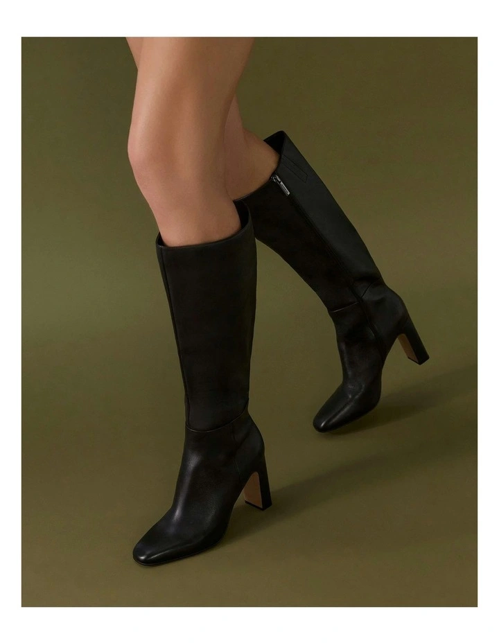 Stormi Knee Boots Leather in Black image 7