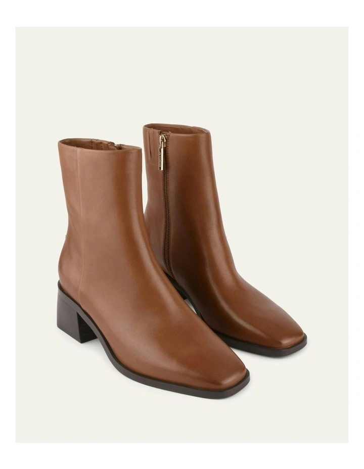 Quade Mid Ankle Boots True in Tan image 3