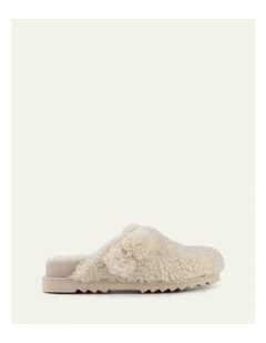 Junie Casual Flats in Cream