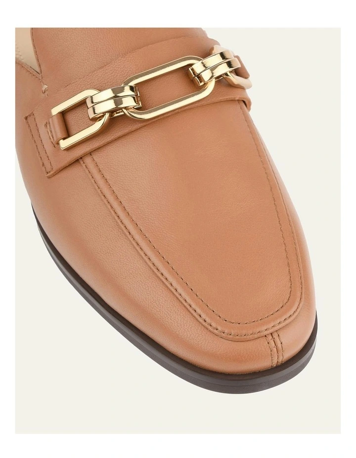 Reign Leather Loafers True in Tan image 4