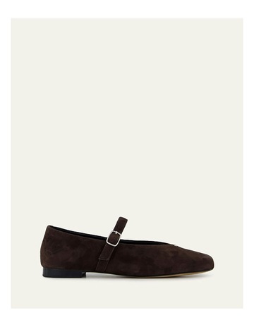 Chocolate colour