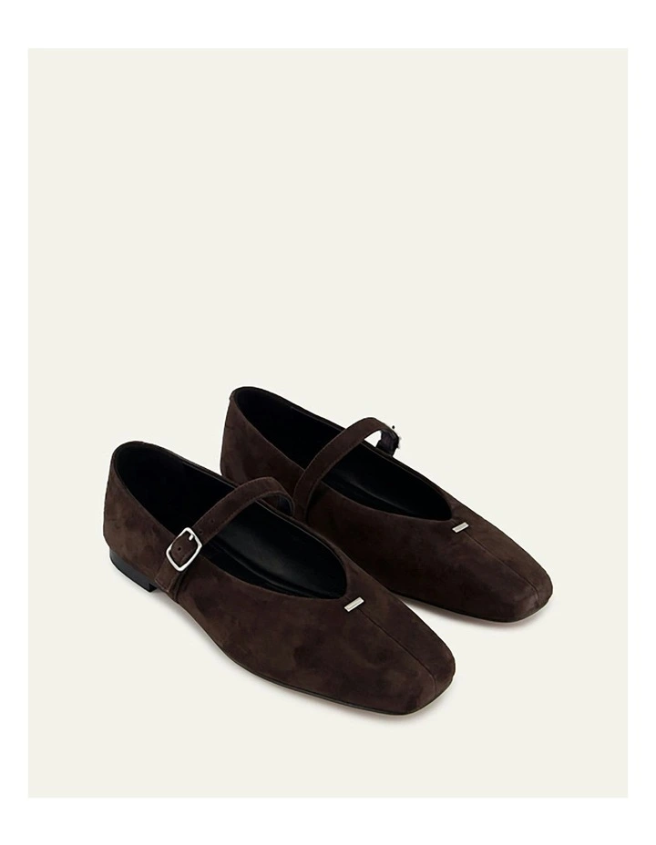 April Casual Flats in Bitter image 3