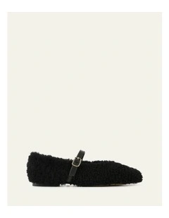 April Casual Flats in Black