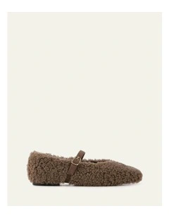 April Casual Flats in Taupe