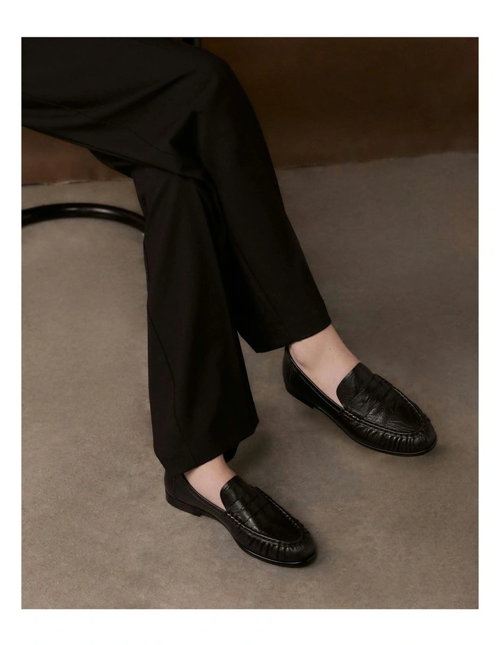 Myrtle Loafers in Black image 2