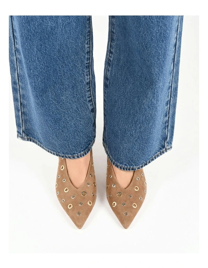Rhi Suede Low Heels Shoe in Brown image 7