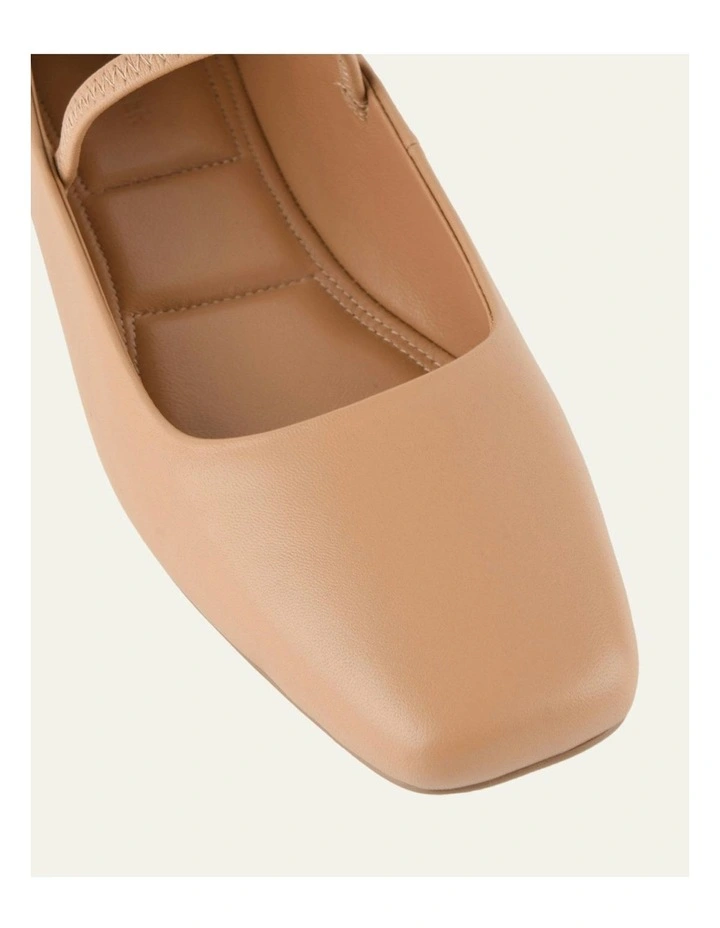 Avery Casual Flats in Tan Leather image 3