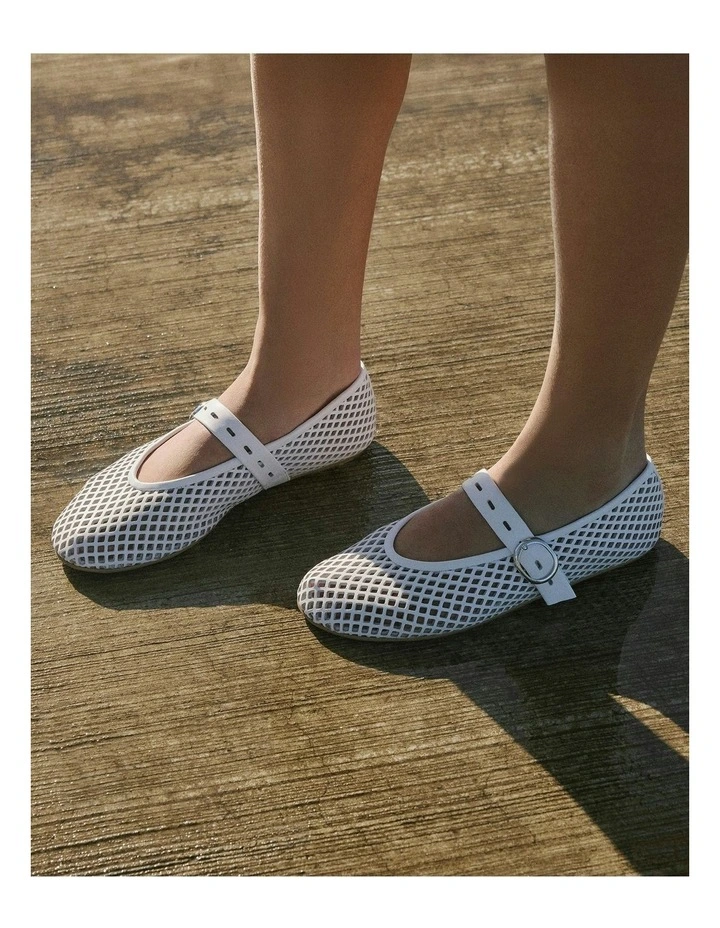Ginger Flats Ballet in White Leather image 7