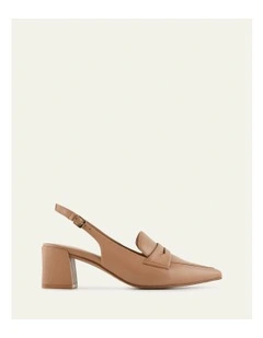Carlton Low Heels in Tan Leather