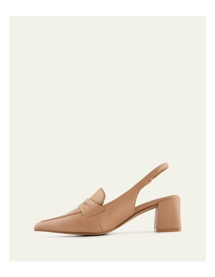 Carlton Low Heels in Tan Leather image 6