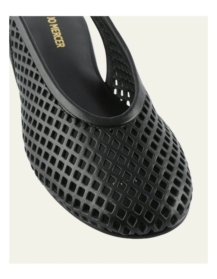Ginko Casual Flats in Black Leather image 4