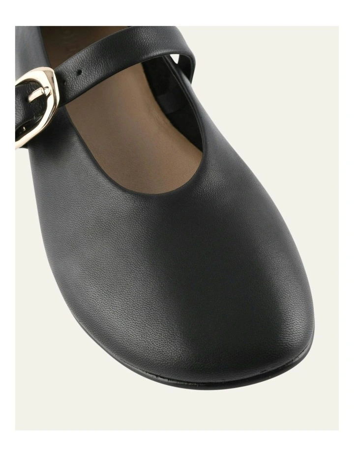 Valley Ballet Flats in Black image 4