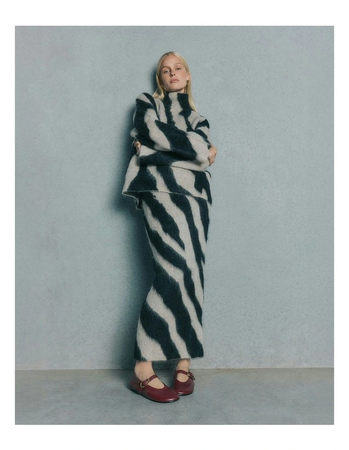 Valley Ballet Flats in Mulberry image 2