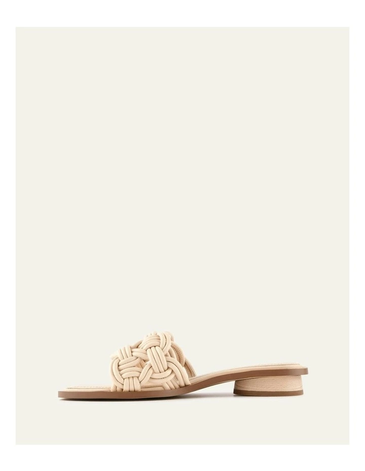 Corta Flats Leather Sandals in Vanilla image 5