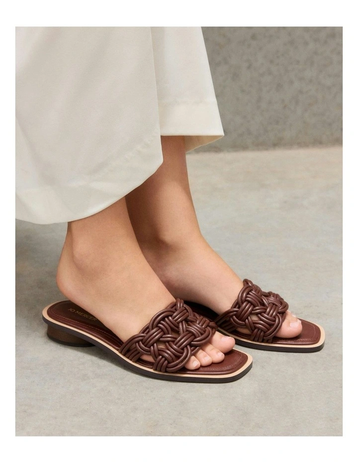 Corta Flats Leather Sandals in Pecan image 2