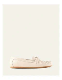 Griffin Leather Loafers in Off White