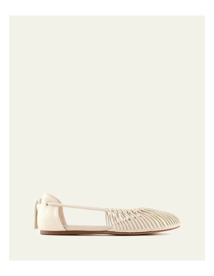 Yuzu Leather Casual Flats in Off White image 1