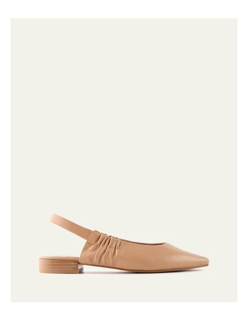 Tan colour