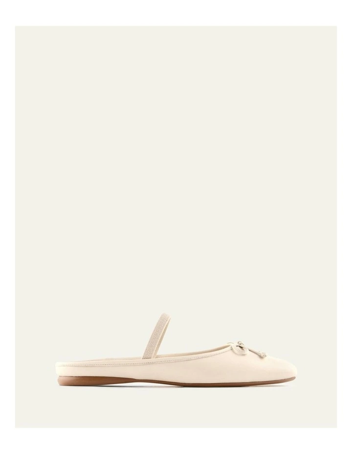 Nova Leather Casual Flats in Off White image 1