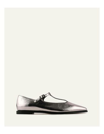 Gunmetal colour