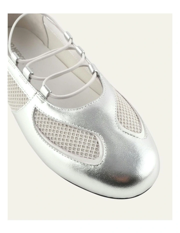 Umber Sneakers in Silver Multi image 3