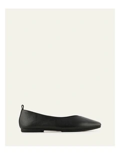 Nico Casual Flats in Black Leather