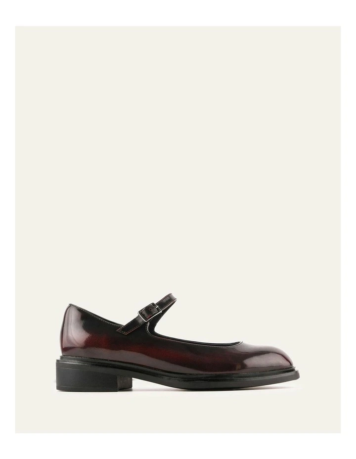Wilde Casual Flats in Burgundy Leather image 1