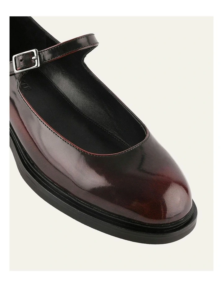 Wilde Casual Flats in Burgundy Leather image 3