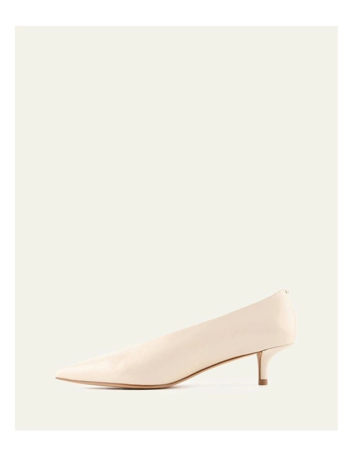 Rusk Low Heels in Off White Leather image 5