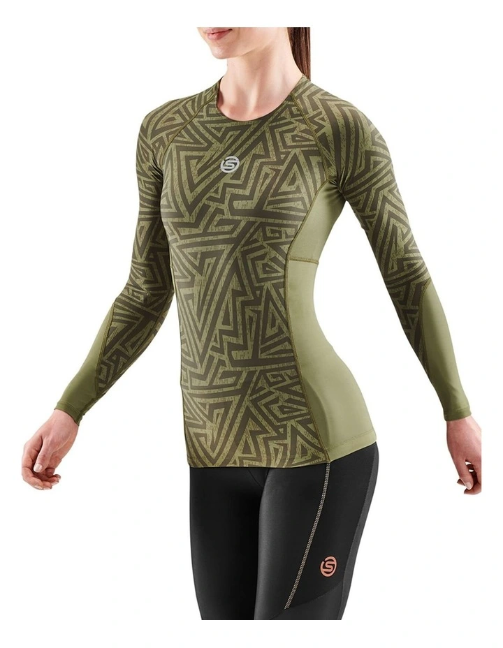 Series-3 Clothing Long Sleeve Top in Khaki Angle image 4