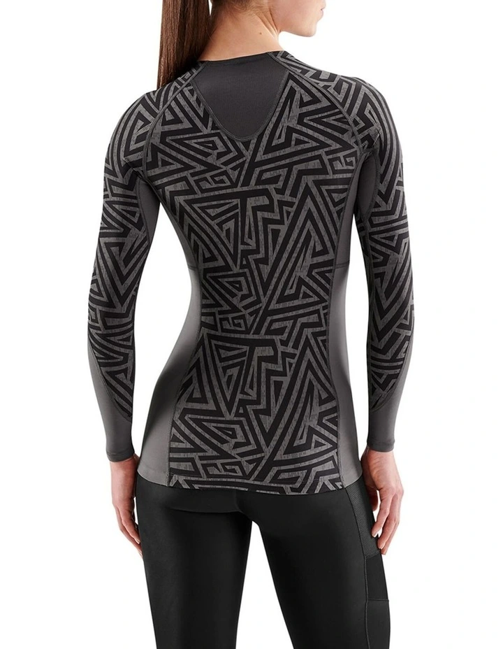 Series-3 Clothing Long Sleeve Top in Charcoal Angle image 2