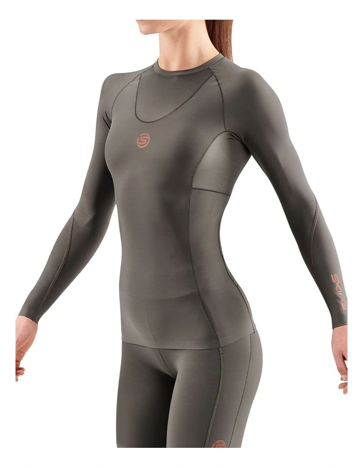 Series-5 Activewear Long Sleeve Top in Charcoal image 4