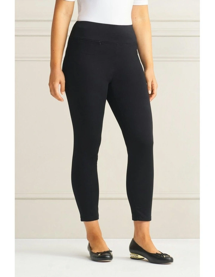 Zip Detail 7/8th Pant in Black Noir image 4