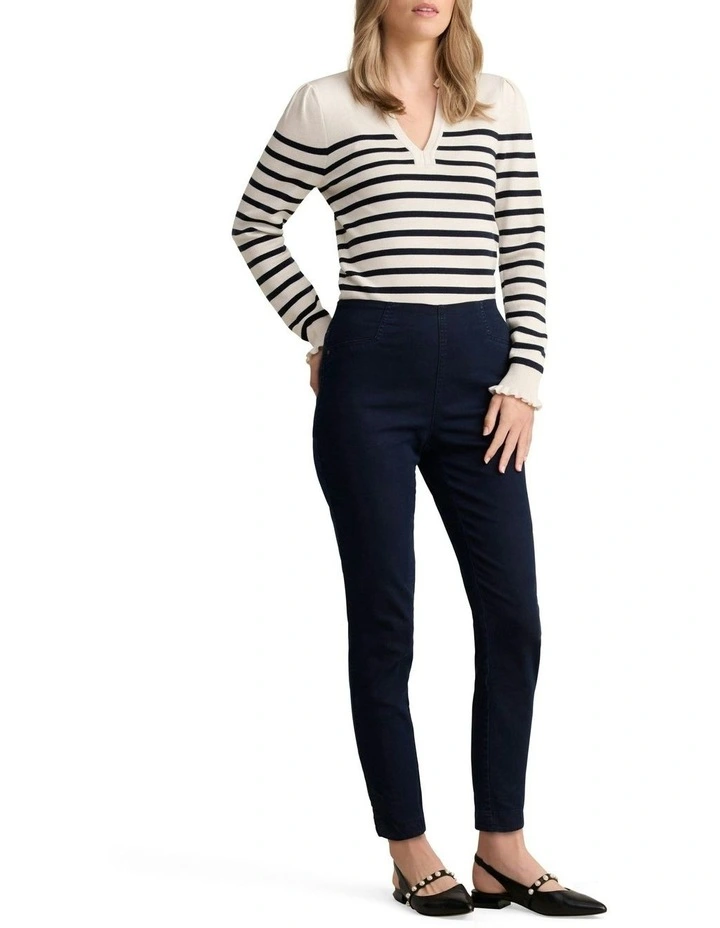 The Frenchie Curved Hem in Rinse Wash image 3