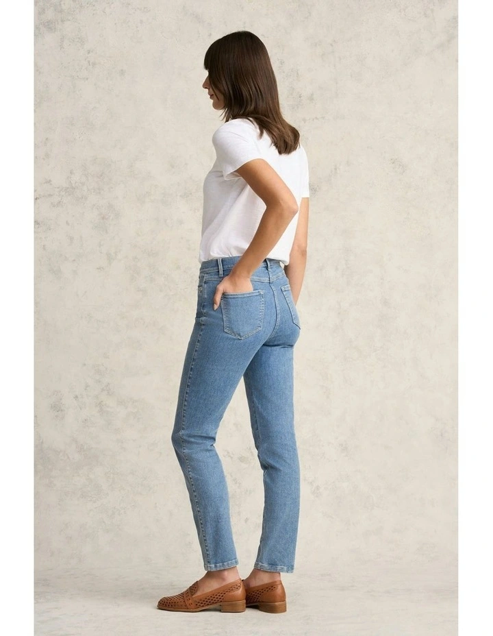 The Classique 25 Jean in Aged Denim image 2