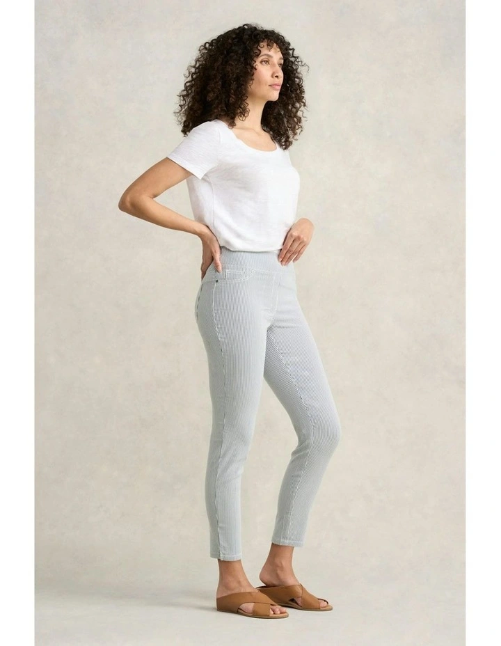 7/8 Seersucker Bengajean in Navy/White Stripe image 1