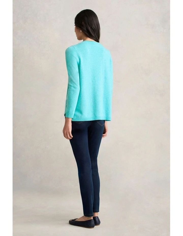 Merino V-Neck Jumper in Turquoise image 5