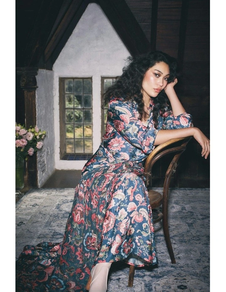 Printed Jacquard Dress in Tapestry Print image 2