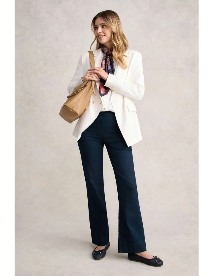 Relaxed Bootcut Bengajean in Dark Denim image 5