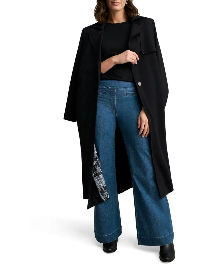 Le Flare Bengajeans in Washed Mid Indigo image 3