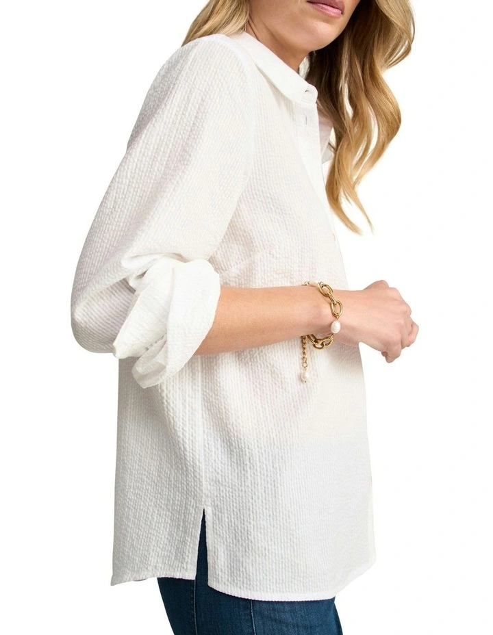 Cotton Seersucker Shirt in White image 3