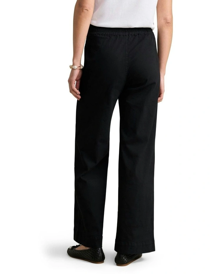 Wide Leg Jeans in Black image 4