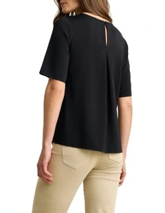 High Twist T-shirt in Black