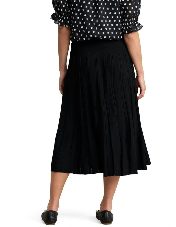 Pleated Knit Skirt in Black image 4