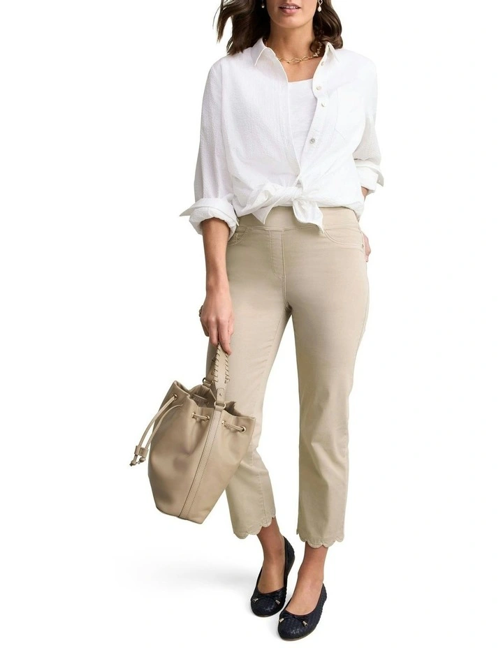 Scallop Detail Bengajean in Stone image 2