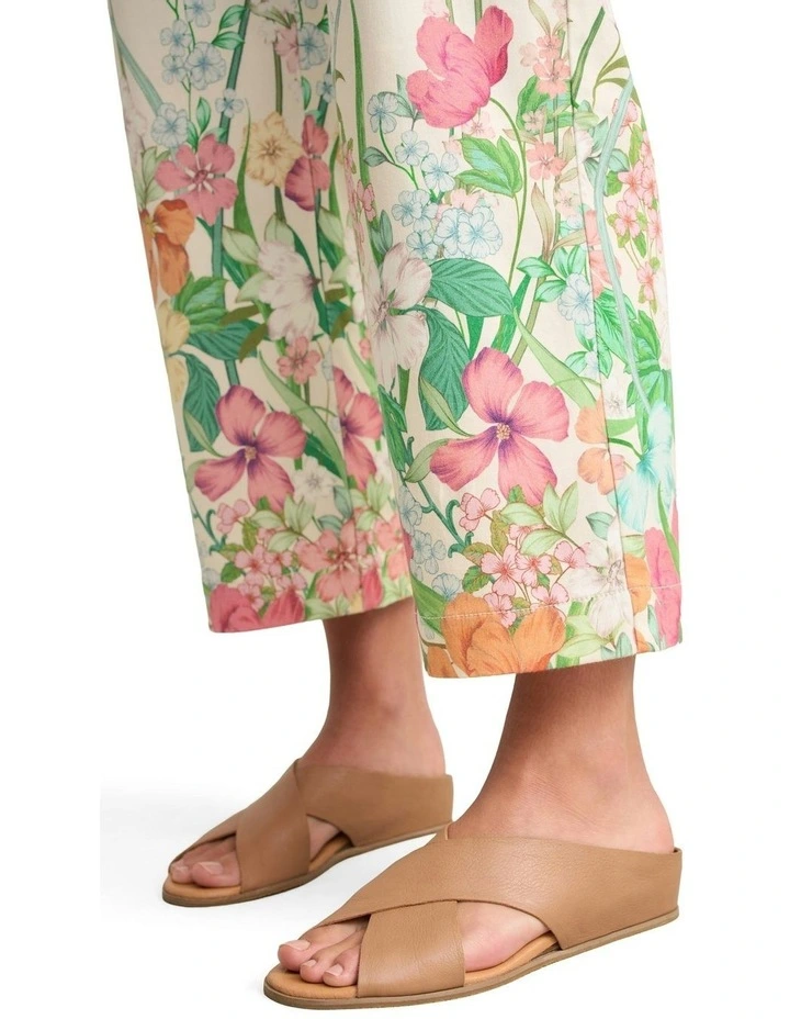 7/8 Relaxed Fit Bengajean in Botanical Print image 3