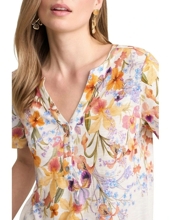 Notch Neck Tee in Multi image 3