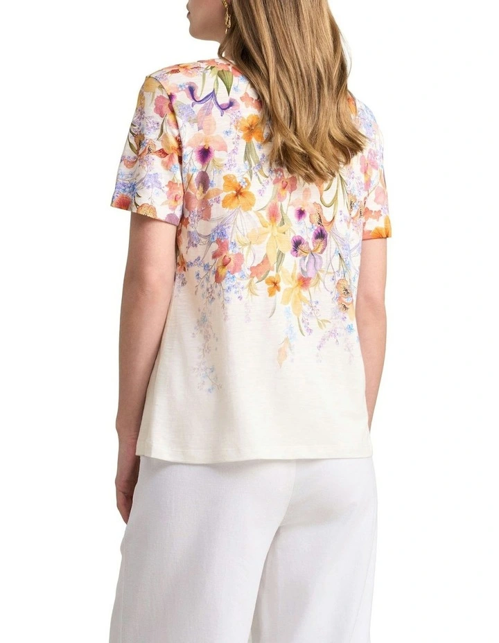 Notch Neck Tee in Multi image 4
