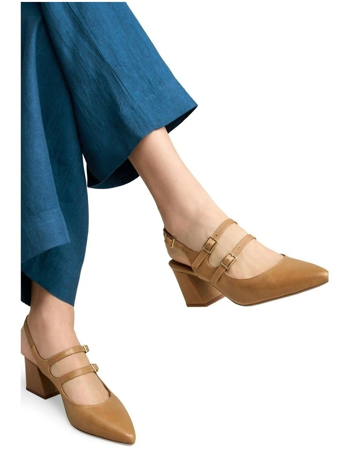 Emily Heel Shoe in Tan image 2