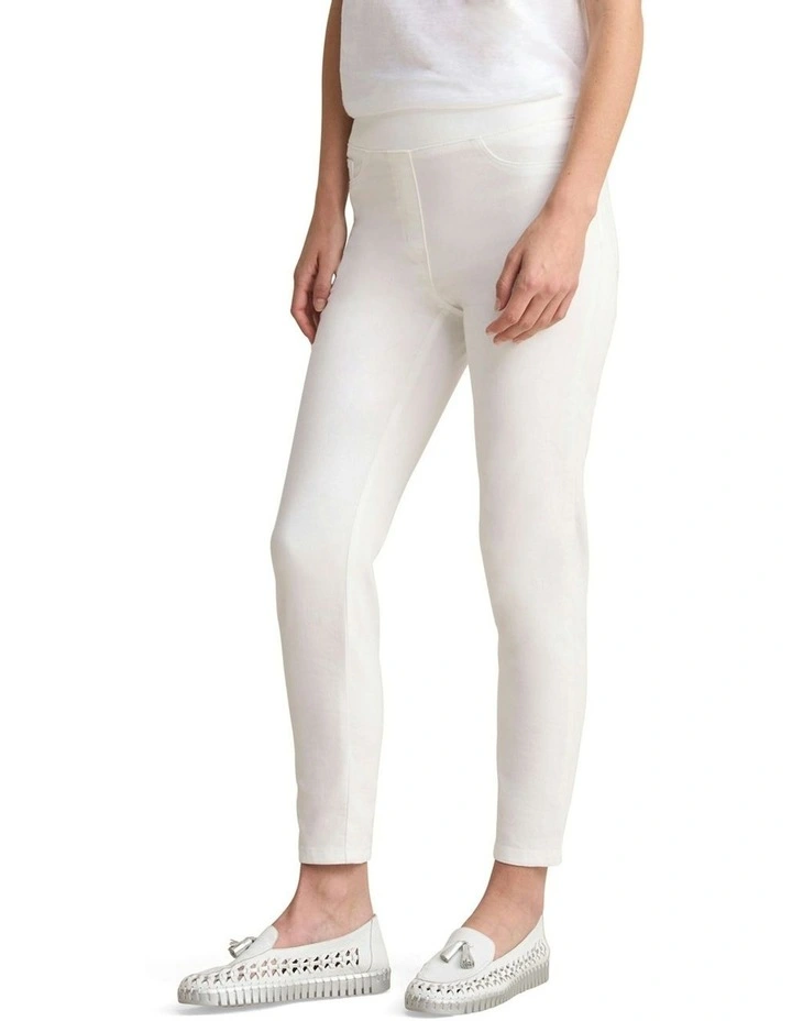 7/8 Skinny Leg Bengajean in White image 3